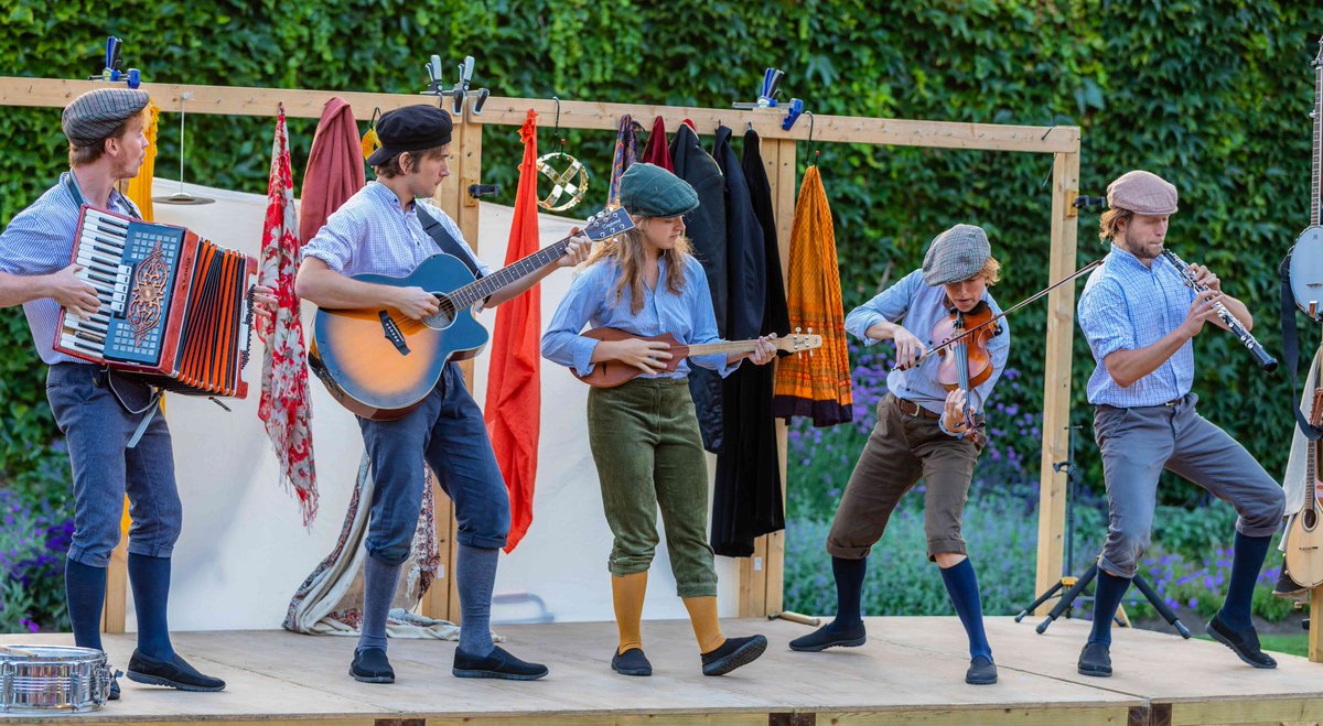 Stourhead (@ntstourhead) on Twitter photo Join <a href="/threeinchfools/">The Three Inch Fools</a> on the South Lawn this summer as they perform two riotous new productions on select dates in August and September: Shakespeare's Romeo & Juliet and family favourite, Robin Hood. Find out more and book your tickets: bit.ly/3fgjgqX.0 Join <a href="/threeinchfools/">The Three Inch Fools</a> on the South Lawn this summer as they perform two riotous new productions on select dates in August and September: Shakespeare's Romeo & Juliet and family favourite, Robin Hood. Find out more and book your tickets: bit.ly/3fgjgqX.0