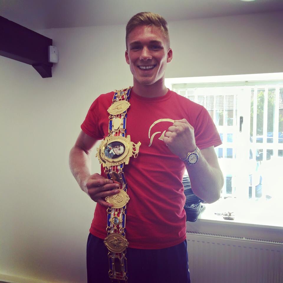 Found this pic from back in the day. Best feeling being British Middleweight Champ  👉Istagram👉Nickbangbangblackwell  for new storys and new interview coming very soon , Retweet 🙏
<a href="/rich_energy/">Rich Energy HQ</a> <a href="/Liamwilliamsko/">Liam Williams 🏴󠁧󠁢󠁷󠁬󠁳󠁿</a> <a href="/TheLockettMan/">Gary Lockett</a> <a href="/HennessySports/">Hennessy Sports</a> <a href="/peterfury/">peter fury</a> <a href="/theRealEnzoMac/">Enzo Maccarinelli 🏴󠁧󠁢󠁷󠁬󠁳󠁿🇮🇹</a>