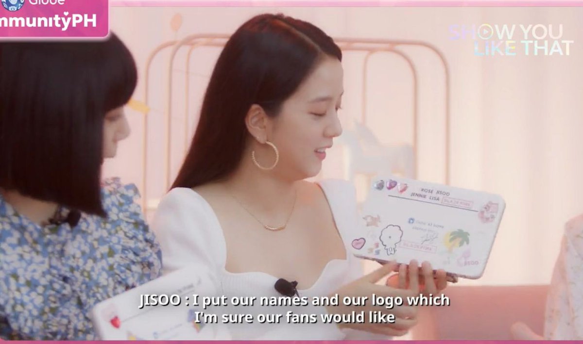 Kwikster27's tweet photo. #Jisoo-shi, please 😭
Be at least a little selfish 🥲😭
#ShowYouLikeThat https://t.co/khK4LEuiBe