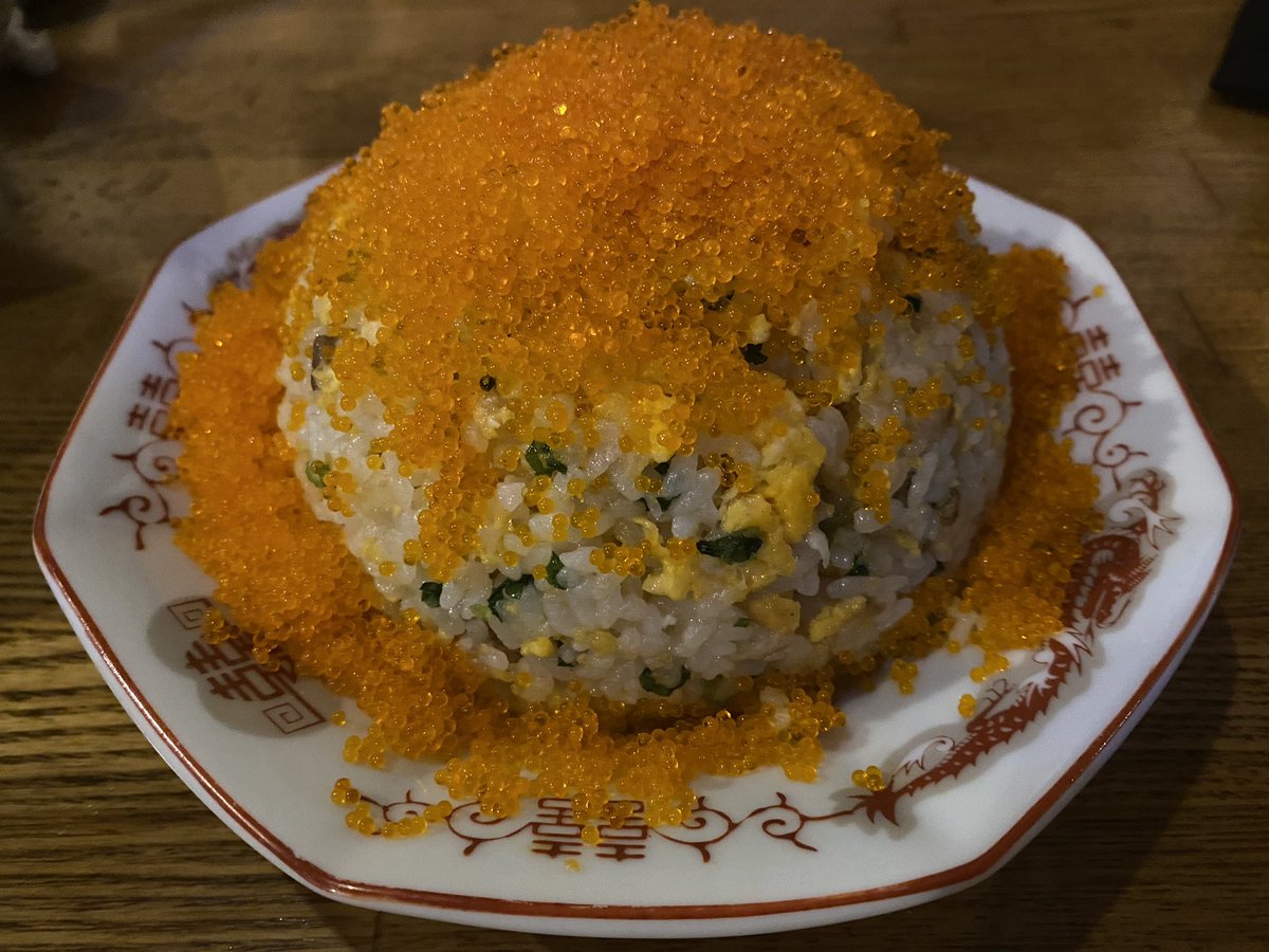 ばぶ 博多ラーメン でぶちゃん 高田馬場 博多ラーメン ６９０ 自家製ふき味噌牛さがり串 ３２０ ごまカンパチ ７１０ 地鶏炭火焼 ６６０ とびっこチャーハン １１００ 6 18に訪問 博多ラーメンでぶちゃん 高田馬場 博多ラーメン とびっこ