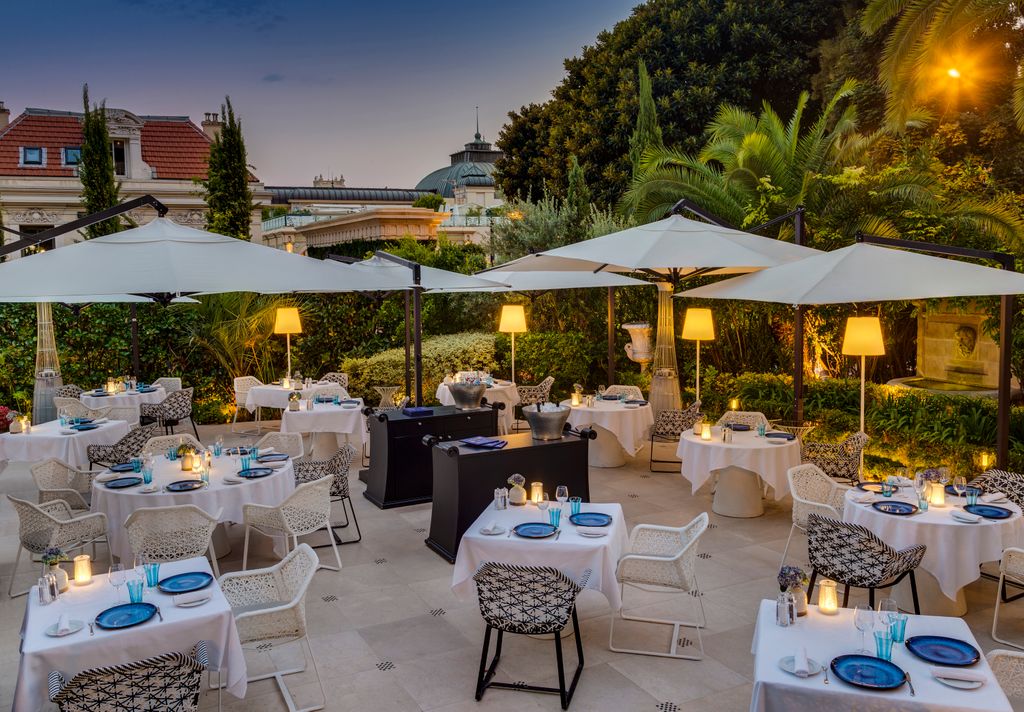 VisitMonaco's tweet image. Monaco is ready to welcome you! Savoring the finest cuisine and sharing special moments with loved ones, that is the recipe for a great vacation. Gastronomy in the Principality is wonderfully varied. 
Photo ©Studio Phoenix @MetropoleMonaco