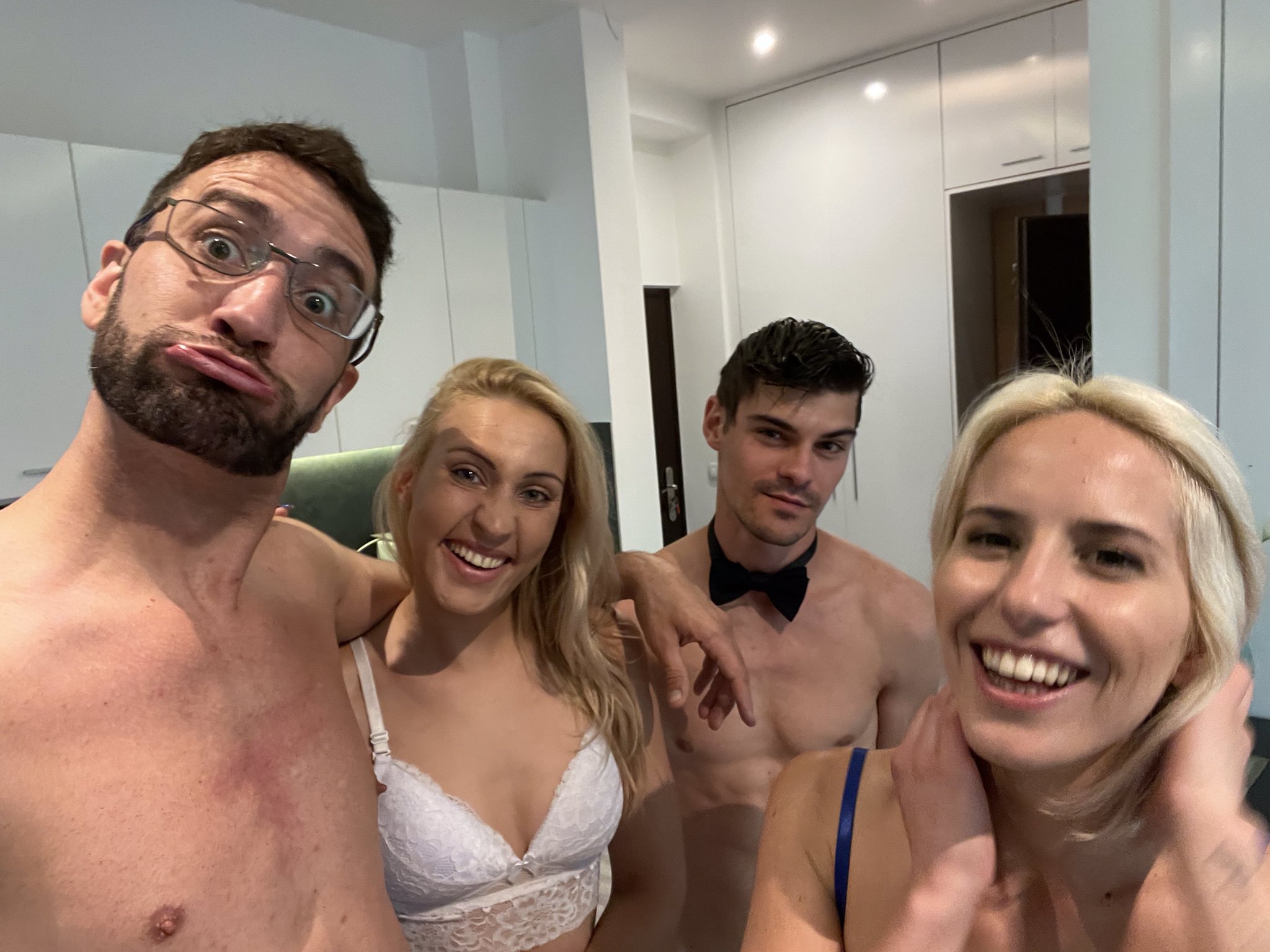 Fucking crazy dream team 🤩👌🏻💜 @LuluLov98859254 #josh #thenakedbutler Thank you @kaitheonetaylor @TetatitaPorn https://t.co/AjdwyDW5Nf