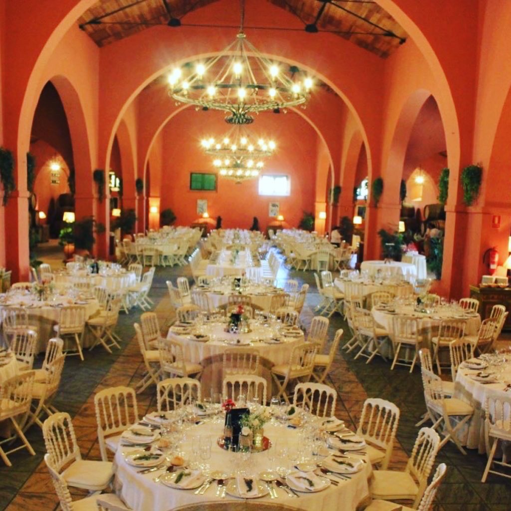 𝔹𝕠𝕕𝕖𝕘𝕒𝕤  𝕍𝕖𝕝𝕖𝕫 𝕪 𝕄𝕠𝕞𝕖𝕟𝕥𝕠 𝔸𝕟𝕕𝕒𝕝𝕦𝕫 𝕔𝕒𝕥𝕖𝕣𝕚𝕟𝕘.... 𝒉𝒂𝒛 𝒅𝒆 𝒕𝒖 𝒃𝒐𝒅𝒂 𝒖𝒏 𝒅í𝒂 𝒊𝒏𝒐𝒍𝒗𝒊𝒅𝒂𝒃𝒍𝒆 🥂   #MomentoAndaluzCatering #DestinoChiclana #bodas #bodascadiz #bodaschiclana #catering #VinosdeChiclana