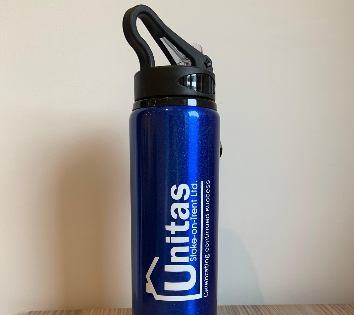 UnitasSoT's tweet photo. We recent gave all our staff a commemorative water bottle to acknowledge our 3-year anniversary 💧 A perfect reminder to drink frequently this #NutritionandHydrationWeek2021!

#NHWeek2021 #NHWeek21 #StayHydrated https://t.co/QxLgn0vvbF