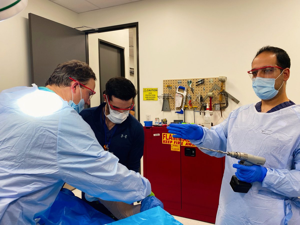 ortho_ut's tweet photo. Drs. Dexter Bateman, Justin Rennard, and Robert Frangie practicing a new revision total knee procedure in the UT CORIT lab at MHOSH 🦵🛠️
.
#UTOrtho #lab #orthopedics #orthopedicsurgery #practicemakesperfect #CORIT https://t.co/BMe1fDoBoP