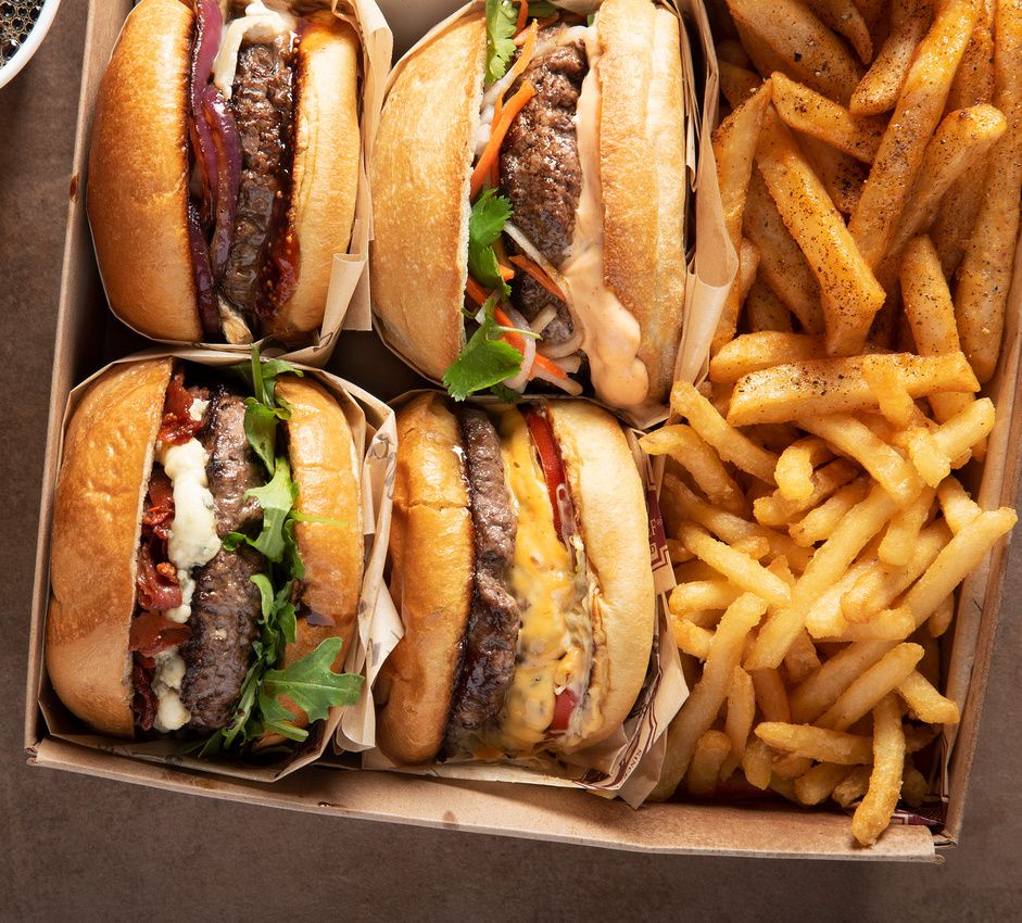 CertAngusBeef's tweet photo. On today's episode of the #MeatSpeak podcast burger aficionado @MotzBurger stops by to talk about the history, the styles and the craftsmanship that go into creating some of the most unique burgers in the country. Be sure to download the episode and tune in! https://t.co/nVOcCz79em