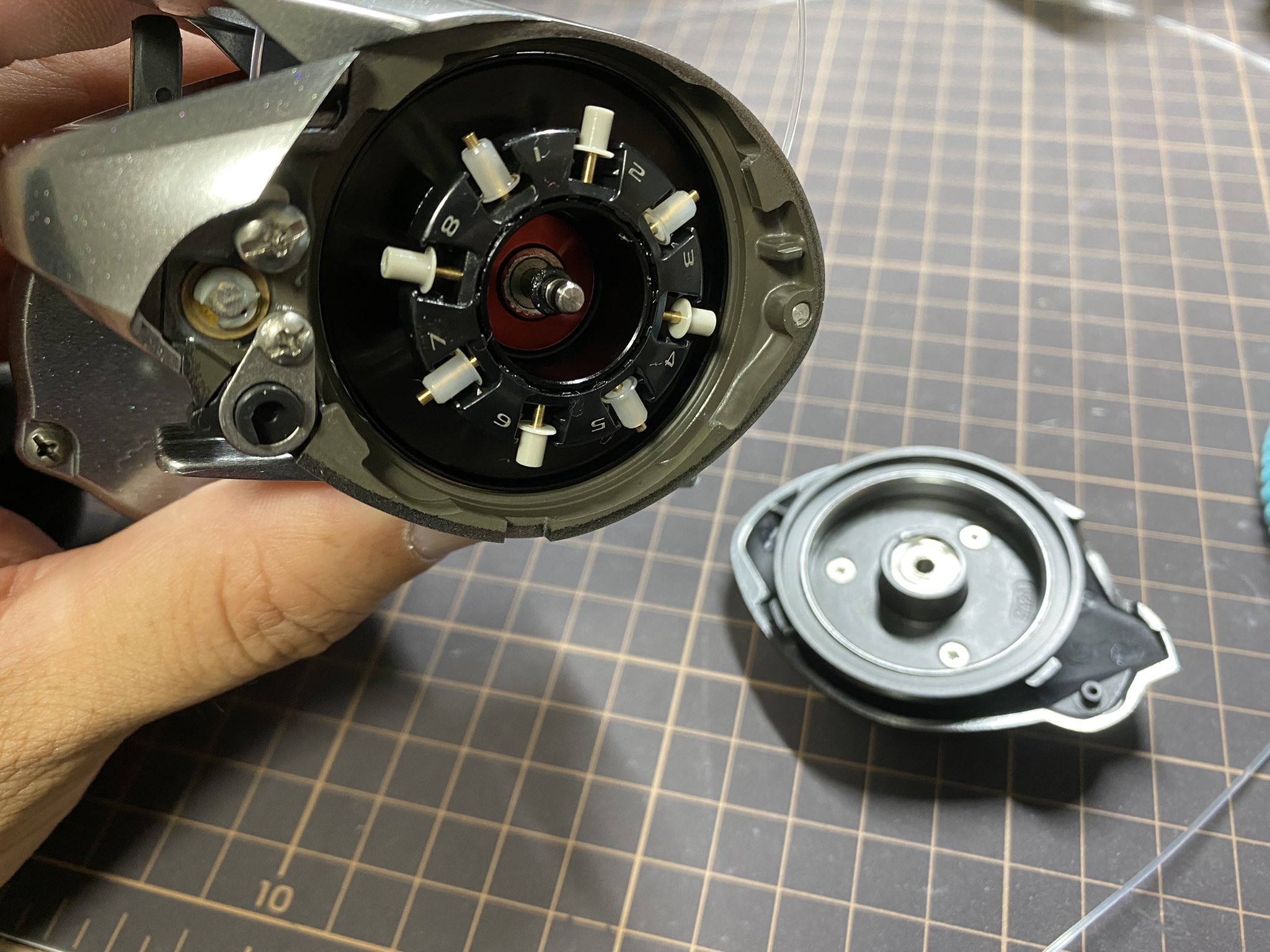 山先亮一 スコーピオンmd 300xhに付属しているグレーの低抵抗 のブレーキシュー 半分は元々セットされてる白4つ 残り半分をグレー4つ ブレーキセッティングを詰めてみます 知らんけどw スコーピオンmd シマノ T Co M9rln1zzq0 Twitter