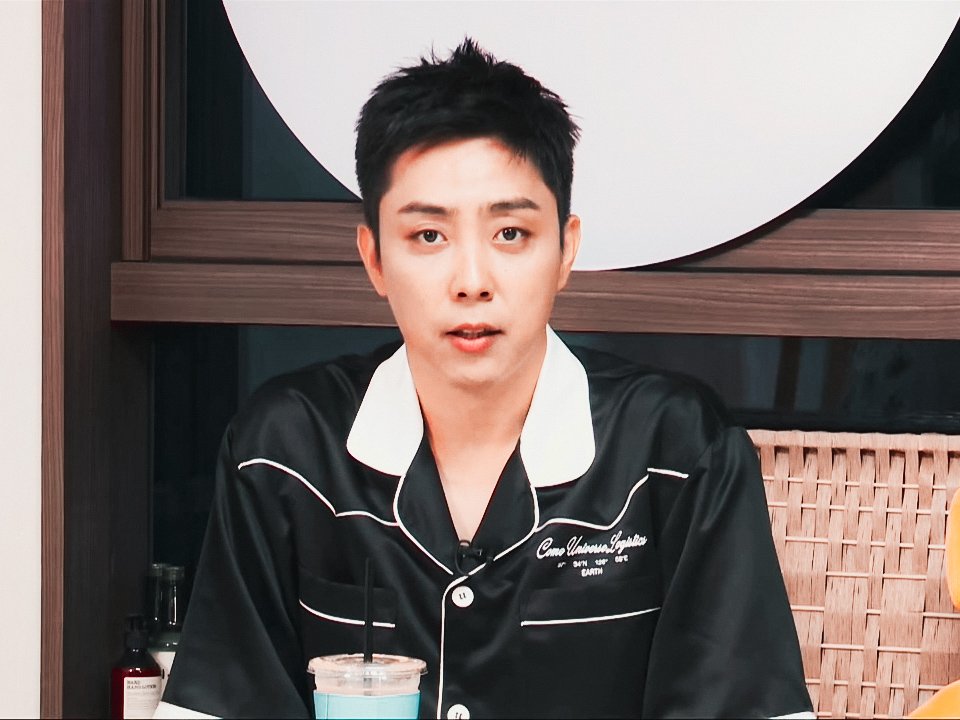 blackyne_'s tweet photo. EUN JIWON EUN JIWON EUN JIWON 
😍😍😍😍 https://t.co/QOeOkkT2C2