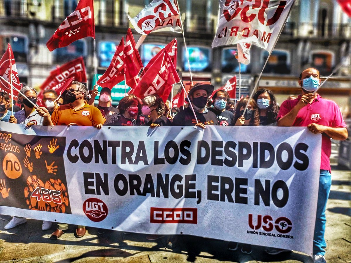 OrangeUso's tweet photo. Gracias alesfuerzo que la plantilla ha dedicado a #Orange la compañía ha obtenido 1433 millones € de beneficios en 2020.Esta es la plantilla que ahora quiere rejuvenecer,despidiendo gente con mucha experiencia para sustituirla por personal más joven
#EREorange #ORANGEdespidosNO https://t.co/9Om6bwITx0