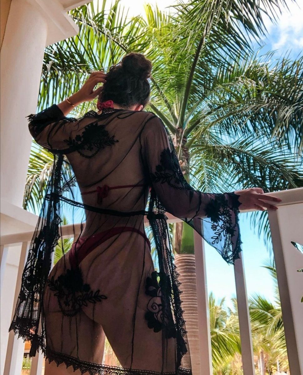 Feliz viernes 🌴🍑