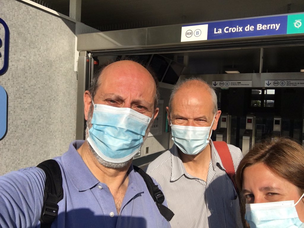 RenaissAntony's tweet photo. En ville, au marché et dans les gares RER, pour échanger avec les  habitants d’#Antony, toute cette semaine avant le 1er tour des élections 👍👍

#departementales2021 : votez 3 @FavierSouchaud @engagespourle92

#regionales2021 : votez 9 #LaurentSaintMartin @Envie_IDF
@LauStmartin https://t.co/6JpGIGV2Jr
