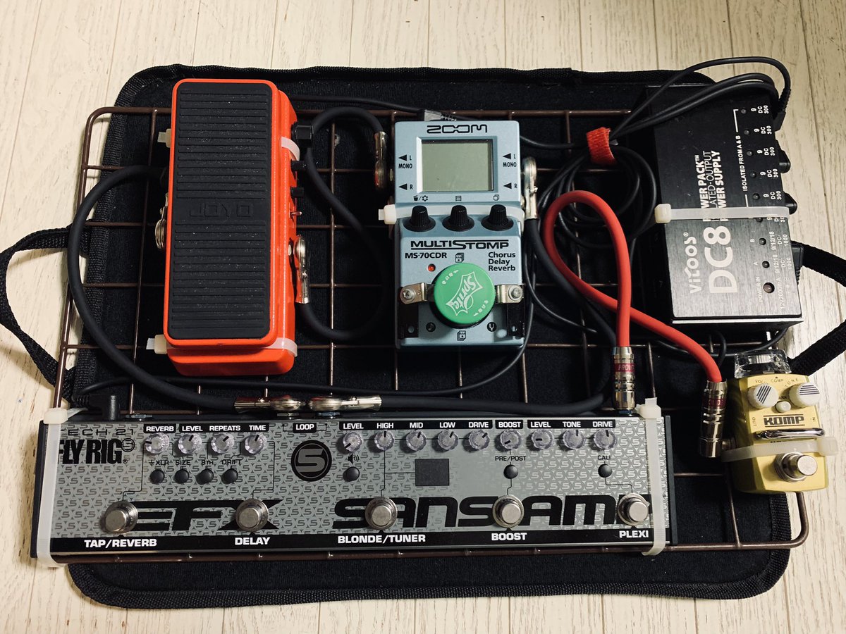 SeigoShishikura's tweet photo. サイズ感重視で暫定的に組んだボードが予想を超えて優秀。もうコレで良いんじゃないか?と。。
#sansamp #flyrig #ペダルボード #ペダルボー道 #ギター https://t.co/JciPZhiqEI
