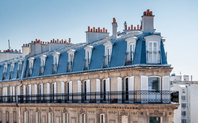 NOF_Orleans's tweet photo. Pour être décent, un logement mis en location doit respecter plusieurs critères dont une taille minimum 🤏. En effet, depuis 2002, la loi exige d’avoir un espace habitable d'au moins 9 m² 📏. 
#NotairesOffice #notaires #immobilier #logementdecent https://t.co/shf0nRP4PV https://t.co/yy8R28W5Y6