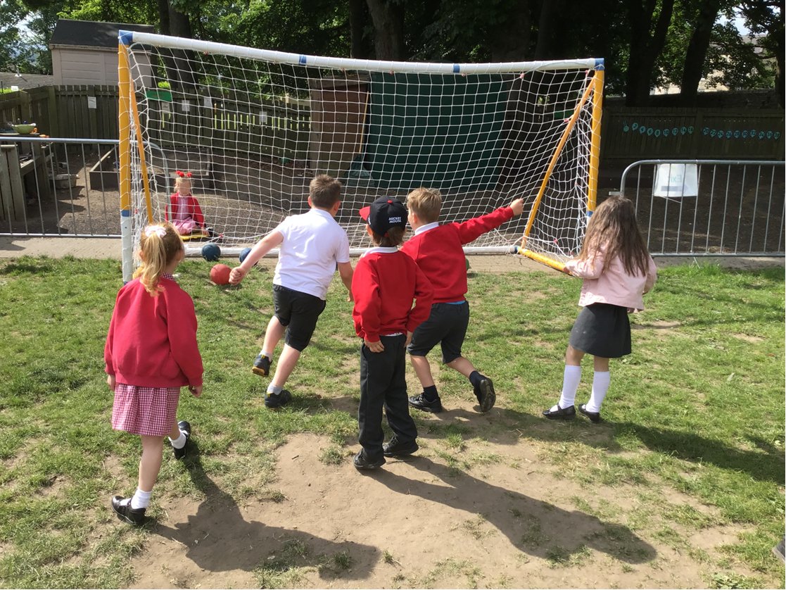 Eldwick Primary School tweet media