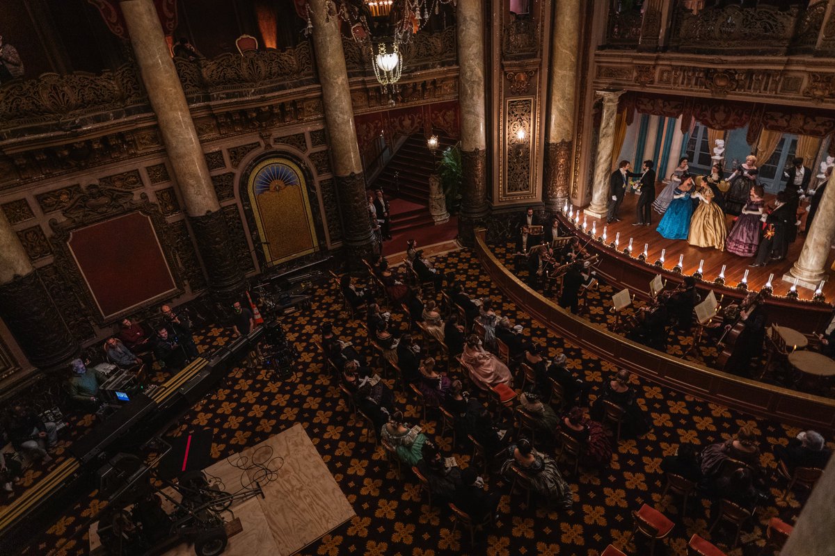 PlanetSteinfeld's tweet image. Dickinson has been nominated for an award at the SDSA awards for its incredible set design! Voting has started. @internetalena #SDSA  m.youtube.com/watch?v=sNwJ08…