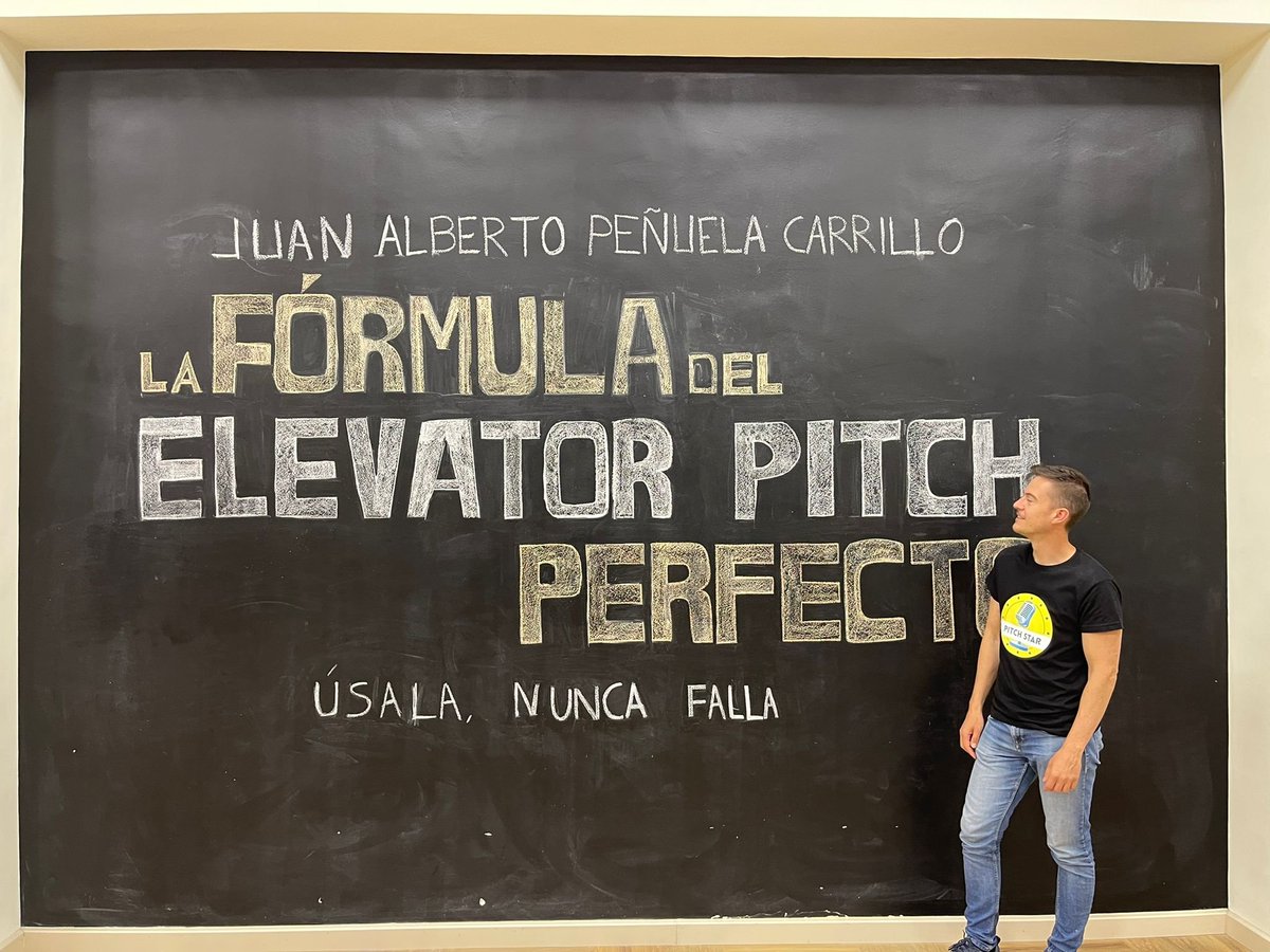 aemprende's tweet photo. 📚 Lectura 🔝🔝recomendada

🚀 'La Fórmula del Elevator Pitch Perfecto'🗣️, de @japenuela, emprendedor apoyado desde @cadejaen y ganador #PremiosAndalucíaJoven 🔛 #Emprendimiento @IAJuventud

💫 ¡Qué suerte la nuestra de acompañarte ayer en la presentación de este libro tan 💯! 🙌 https://t.co/8AY1NKrb3z