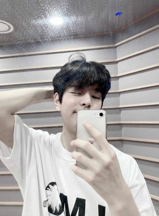 seungmluv's tweet photo. meu meu meu. (๑˃̵ᴗ˂̵) https://t.co/ghm5OuvMiO