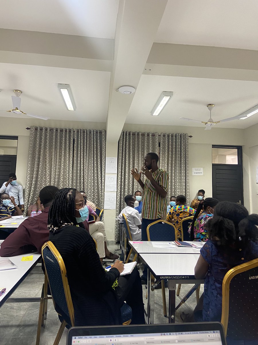 pk_mante's tweet photo. @Tom_DAT talking to us about strengthening our science communities. @msmosi @IsawumiAbiola @WACCBIP_UG @AfricaSLP @FutureAfricaUP #WASLP https://t.co/pQeZuWgNgN