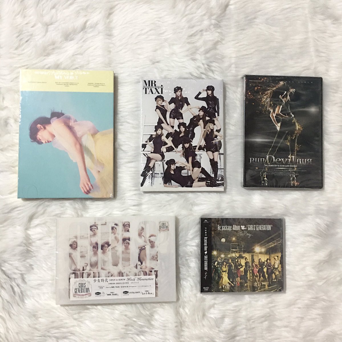 jaescapeph's tweet photo. #JaescapePHUpdate

ARRIVED IN PH ADDRESS 

• Rosé - R Album 
• Taeyeon - My Voice Deluxe Album 
• Girls' Generation - Mr. Taxi Album, Run Devil Run Album, Girls' Generation Album (Japan), The Boys Repackaged Album (Japan) https://t.co/HmJQJoZJoT