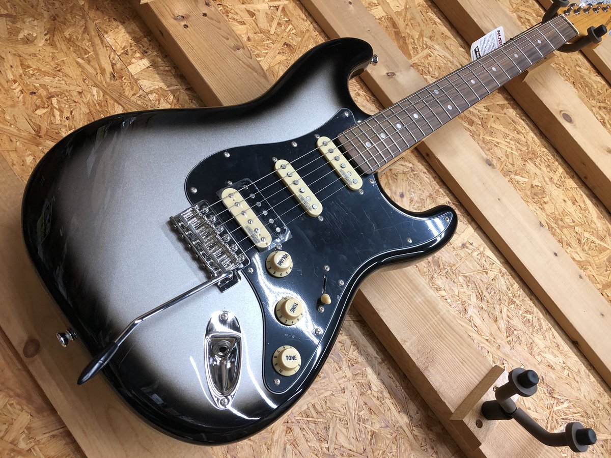 apollonmusic's tweet photo. 【三条店】
25周年記念限定モデルのSSHストラトタイプV6HSVBがアツい!
SSHはカッティング、リードも本気で使える良い仕様ですよね!
https://t.co/VdEwBGlJnY
#Vintage
#SSH
#Willkinson https://t.co/9MF5iS6njf