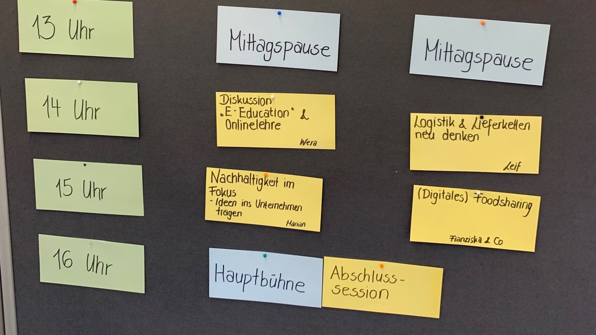 Mittagspause! 🍕🥬

Ab 14 Uhr geht´s weiter mit diesen Sessions: 
"E-Education" -- Logistik &amp; Lieferketten neu denken -- Nachhaltigkeit im Fokus -- Digitales Foodsharing

#bcems21 #Digitaltag #Digitalisierung #Nachhaltigkeit