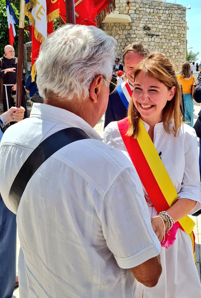 À Falicon où je représente <a href="/RenaudMuselier/">Renaud Muselier</a> pour commémorer l'Appel du 18 juin du Général de Gaulle. 

Une cérémonie émouvante placée sous le signe de la mémoire et de la transmission auprès des jeunes générations.