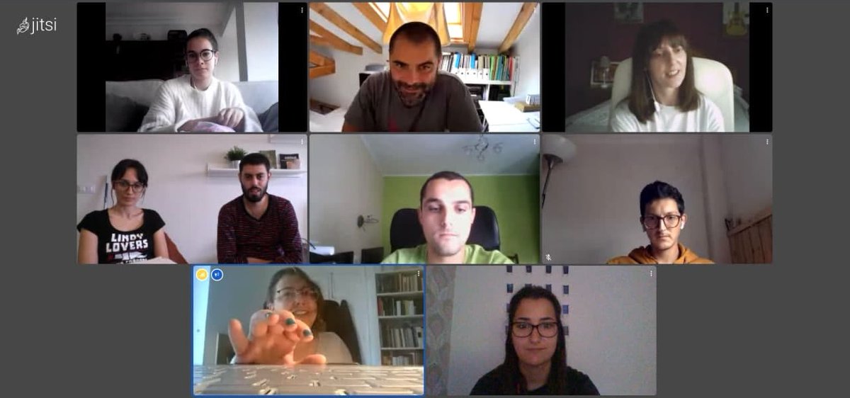 PreGraphity's tweet photo. 💻Hi guys! Yesterday we made our second group meeting to talk about our latest news... stay tuned! #beforeart #meeting #research https://t.co/wO7JLhVByZ