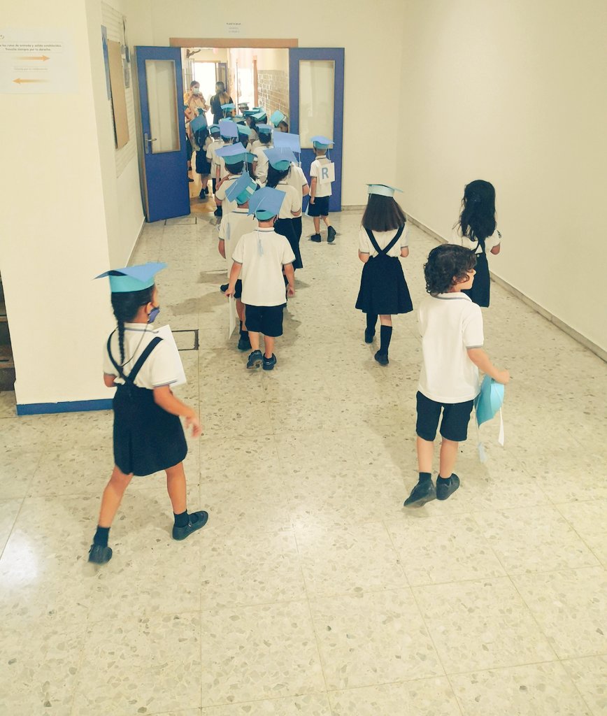ensenarhistoria's tweet photo. Últimos días de un curso que pasará a la Historia. https://t.co/SMJBs7F5nW