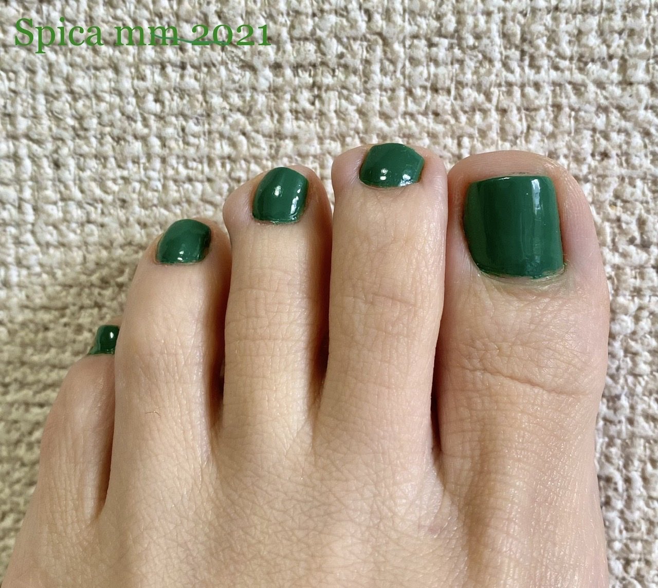 Twitter এ ネイルサロンスピカ Nailbeautyspica 翡翠グリーン のペディキュア Opiハリウッドコレクションから鮮やかだけど落ち着きもある 肌映えの良いグリーン色を夏らしいつま先にいかがでしょうか Nailbeautyspica 麻布十番ネイルサロン スピカ