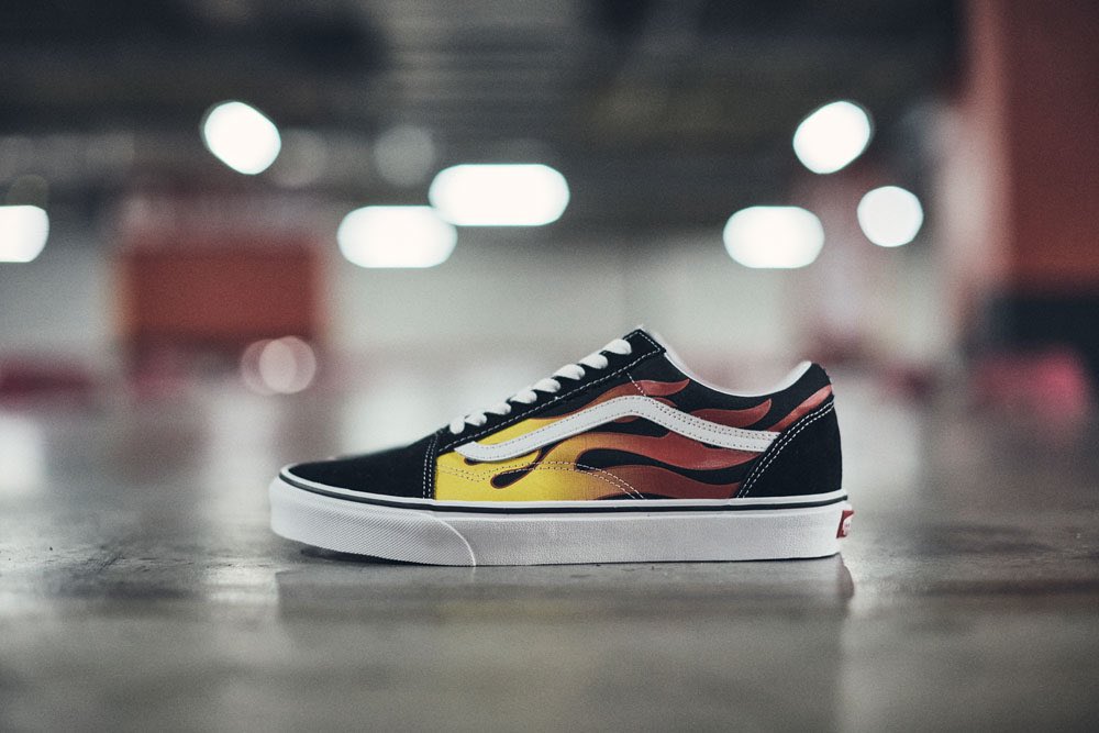 VANS FLAME PACKが初登場のCHUKKAを含めたラインナップでリリース🔥
６月１９日(土)よりOpen 1周年を迎えたVans Store Harajukuにて先行販売後、Vans Store各店とABC-MART GRANDSTAGE Online Storeにて順次販売予定。
#vansjapan