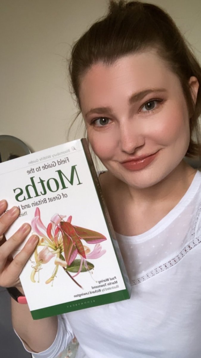 hs_parky's tweet photo. My Mum and Dad @Calybites have very kindly got me the latest Field Guide to Moths of Great Britain and Ireland for my birthday 🥳 and I can’t wait to have a peruse through! @rlewington2 🦋 🐛 #savemoths #mothsmatter https://t.co/6f1sBeh1Eb