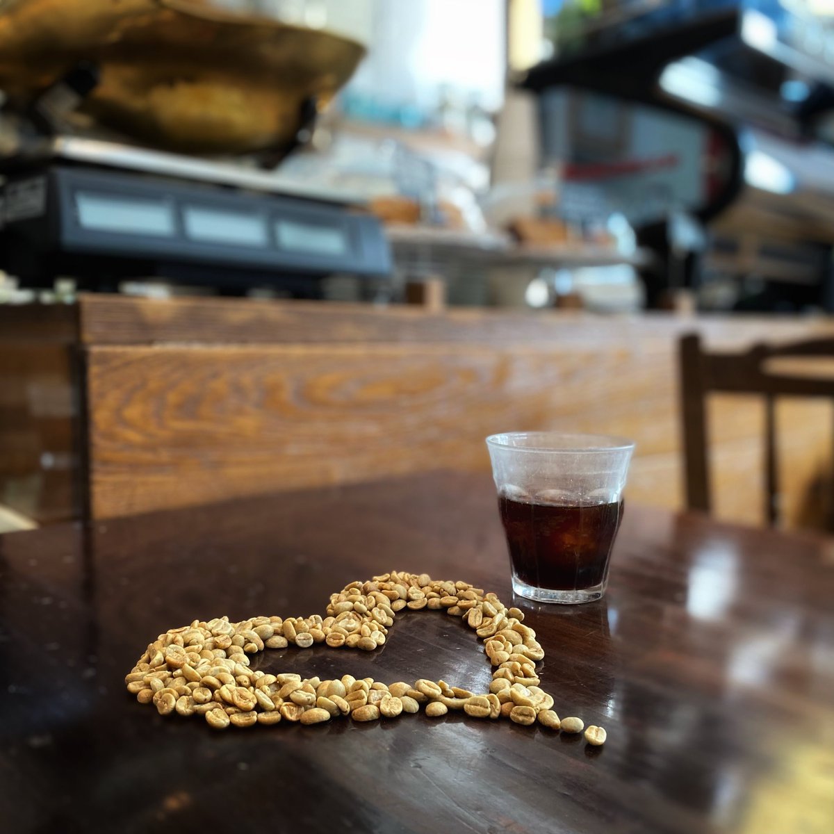 Camden_Coffee's tweet photo. We🤎Coffee
We🤎Cold Brew
We🤎Friday!!
#CamdenCoffeeRoasters
#solobuencafe
#coffee #cafe #coffeeroaster #cafedeespecialidad #specialtycoffee #coffeeshop #ventaonline #coffeeaddict #coffeelovers #cafemadrid #baristalife #roastingtime #coffeeroast
#roasterdaily #tiendadecafe https://t.co/ld1eBDOWsJ