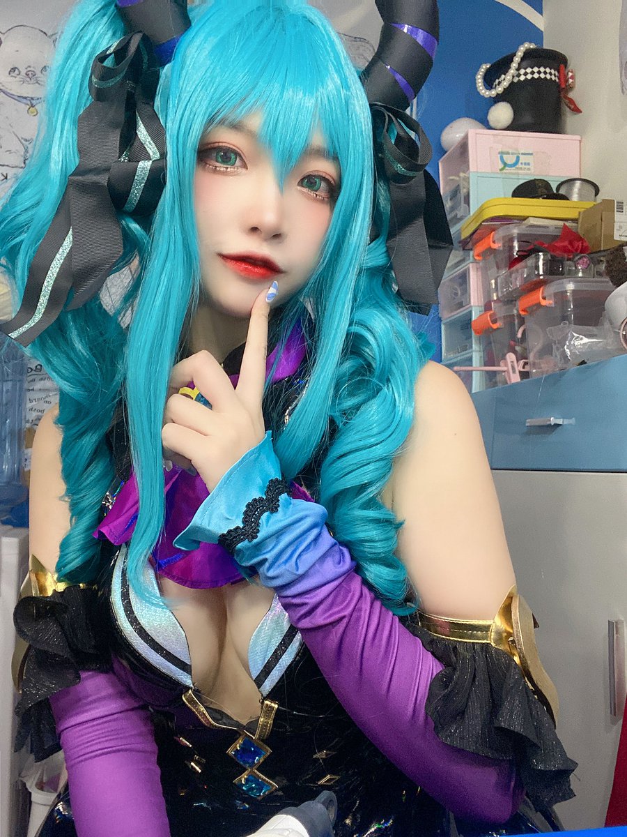 #miku 
😈 https://t.co/7gOpk3bEFh