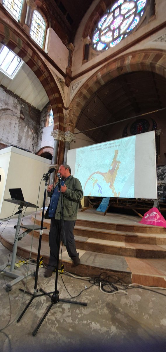 StJoesBelfast's tweet photo. #QUBarch #Sailortown mark hackett presentation on York St Interchange potential for regeneration https://t.co/6dgBwyS7k6 https://t.co/jRuiO1stCq