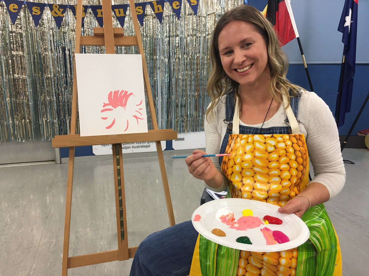 caringbah_p's tweet photo. Connecting with community. A Friday night and a talented teacher @itsjaxalexander gives her time to share with parents. Bubbles and Brushes with our P&amp;C #workingtogether#connections @caringbah_p @Peterjrouse @NSWEducation @LeonieGray1_ https://t.co/C3dSHE9Qd2