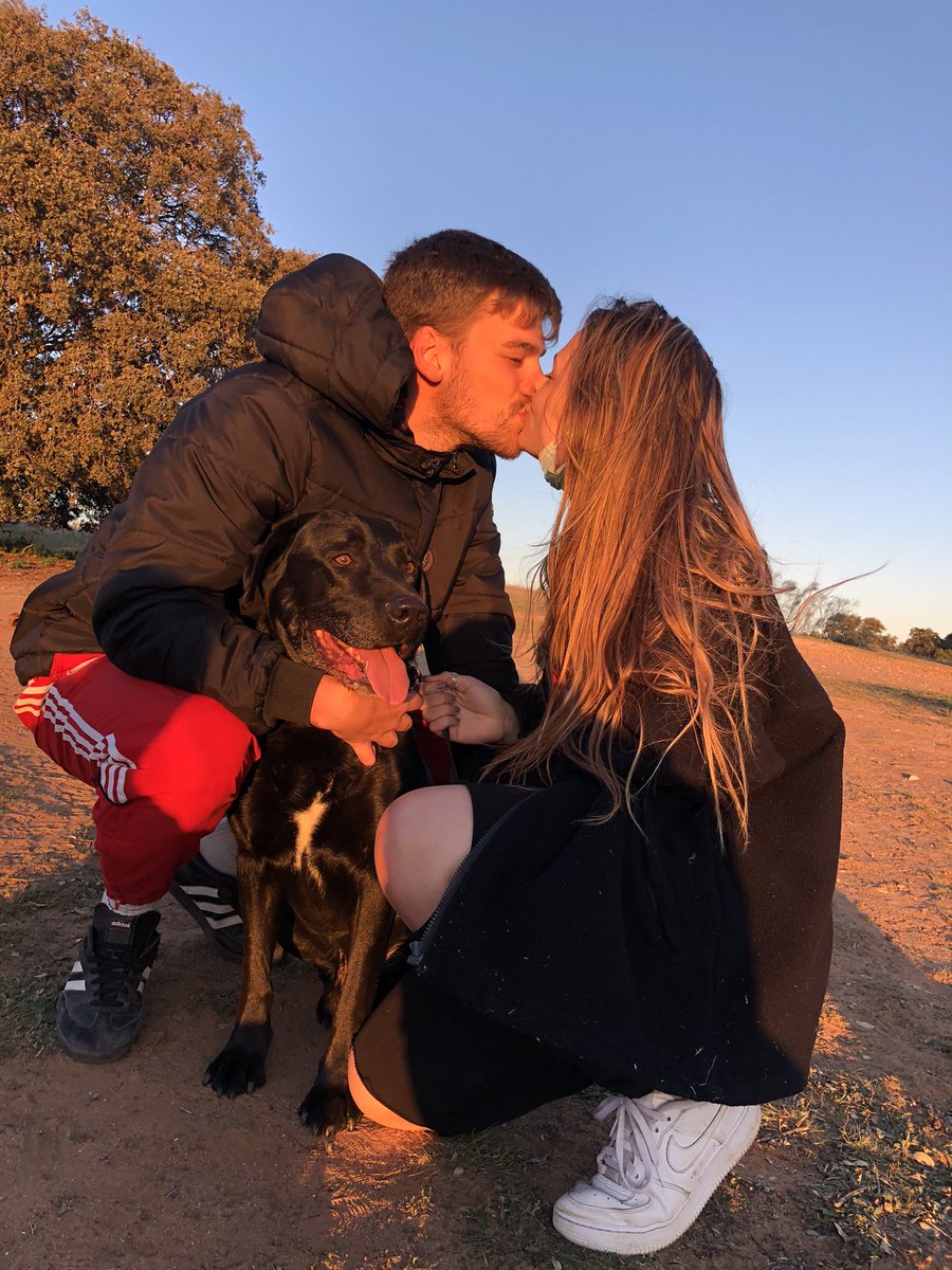 no puede ser mas bonita esta foto 
😭🥺✨✨😍