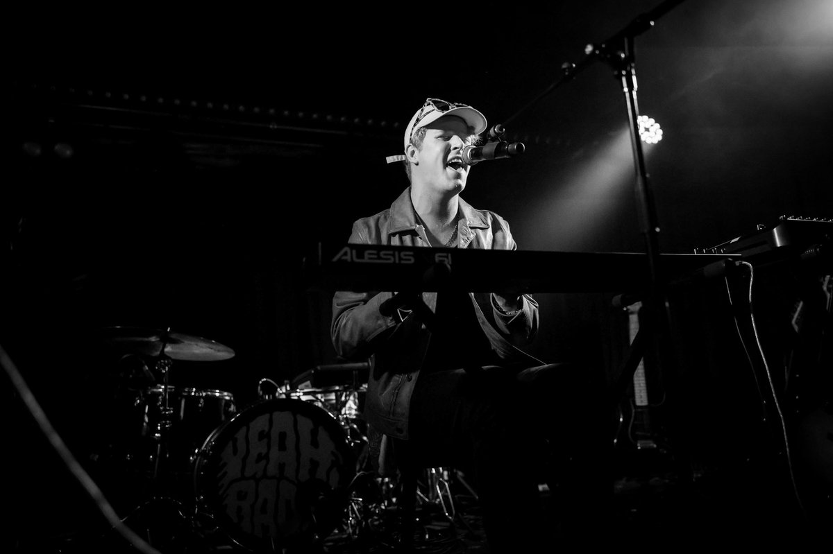 pinkiscool may bring the ignition key to the party, the lit tinder to kick off a crowd with some easy-going but huge tunes, but the engine here is the piano skill. It shines through in every song, from the early-on instrospection through to the late-set bangers.  #livemusic