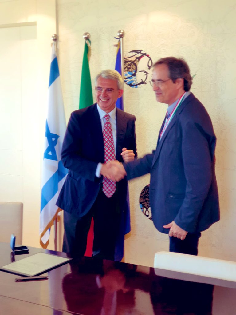 Italy in Israel tweet media