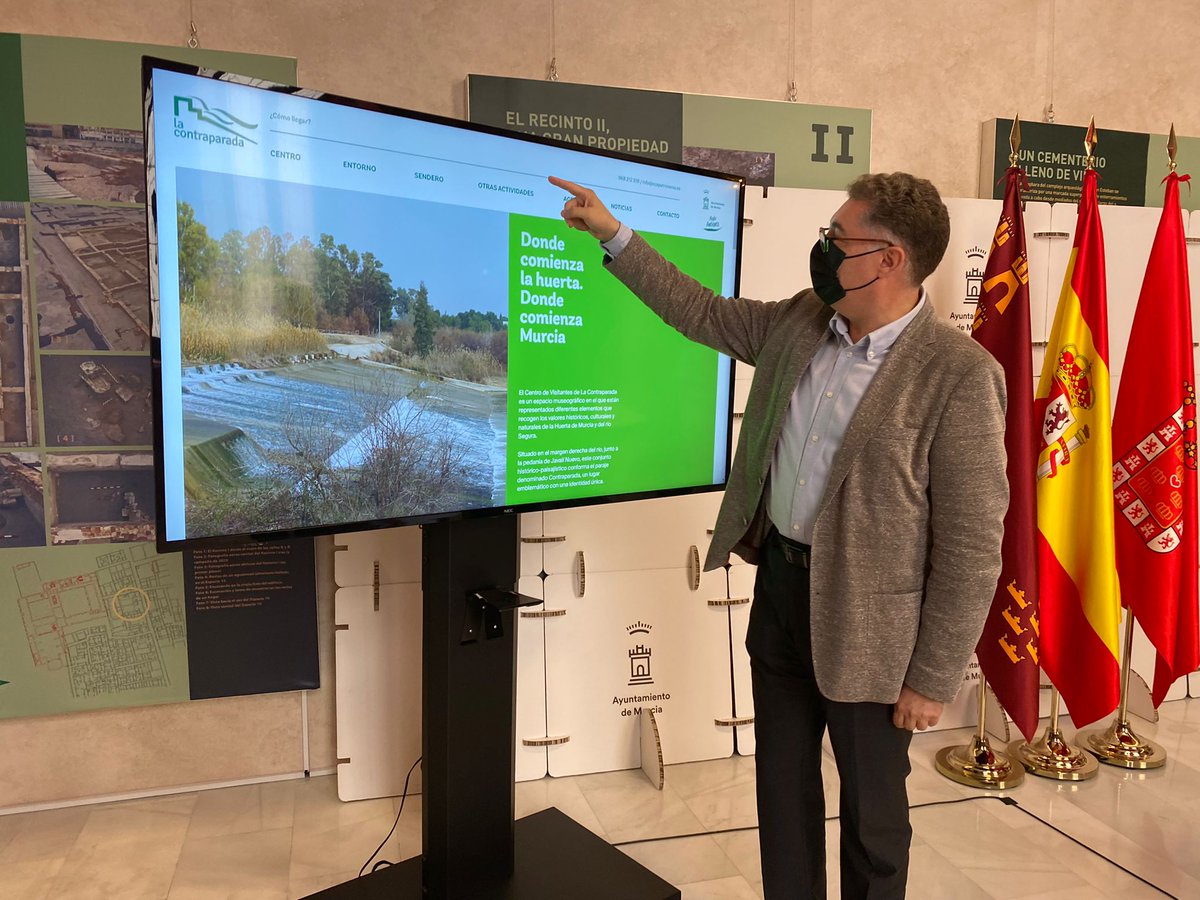 El Centro de Visitantes de la #Contraparada estrena página web.
El concejal de Urbanismo y Transición Ecológica, <a href="/AFcGuerrero/">Andrés Fco Guerrero Martinez</a>, ha presentado hoy el nuevo sitio web: lacontraparadamurcia.es