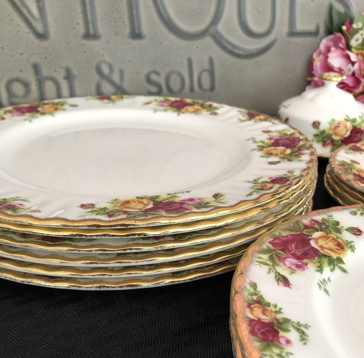 Excited to share the latest addition to my #etsy shop: Vintage China Dinner Plates Royal Albert Old Country Roses - Set of 6 etsy.me/3q5mBNo #pink #gold #vintagedinnerplate #weddingplates #royalalbertchina #oldcountryroses #vintagechina #dinnerplates #weddingre