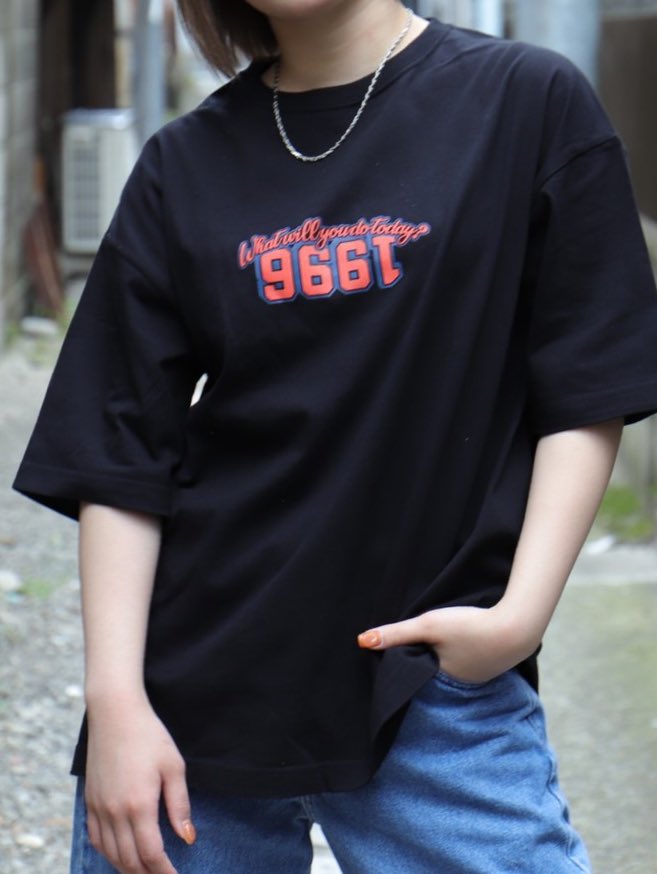 konan6109's tweet photo. 27日のイベントに向けて
オリジナルTシャツの
5日間期間限定販売が決定しました🐱

たくさんの人に着て欲しいな、、

抽選で当たった30人は
いっぱいお話しようね🦖

詳しい内容は
今日のYouTubeを見るのだよ

購入はこちらから↓
https://t.co/ur2KkcjjJF https://t.co/x0uSMLR3Rb