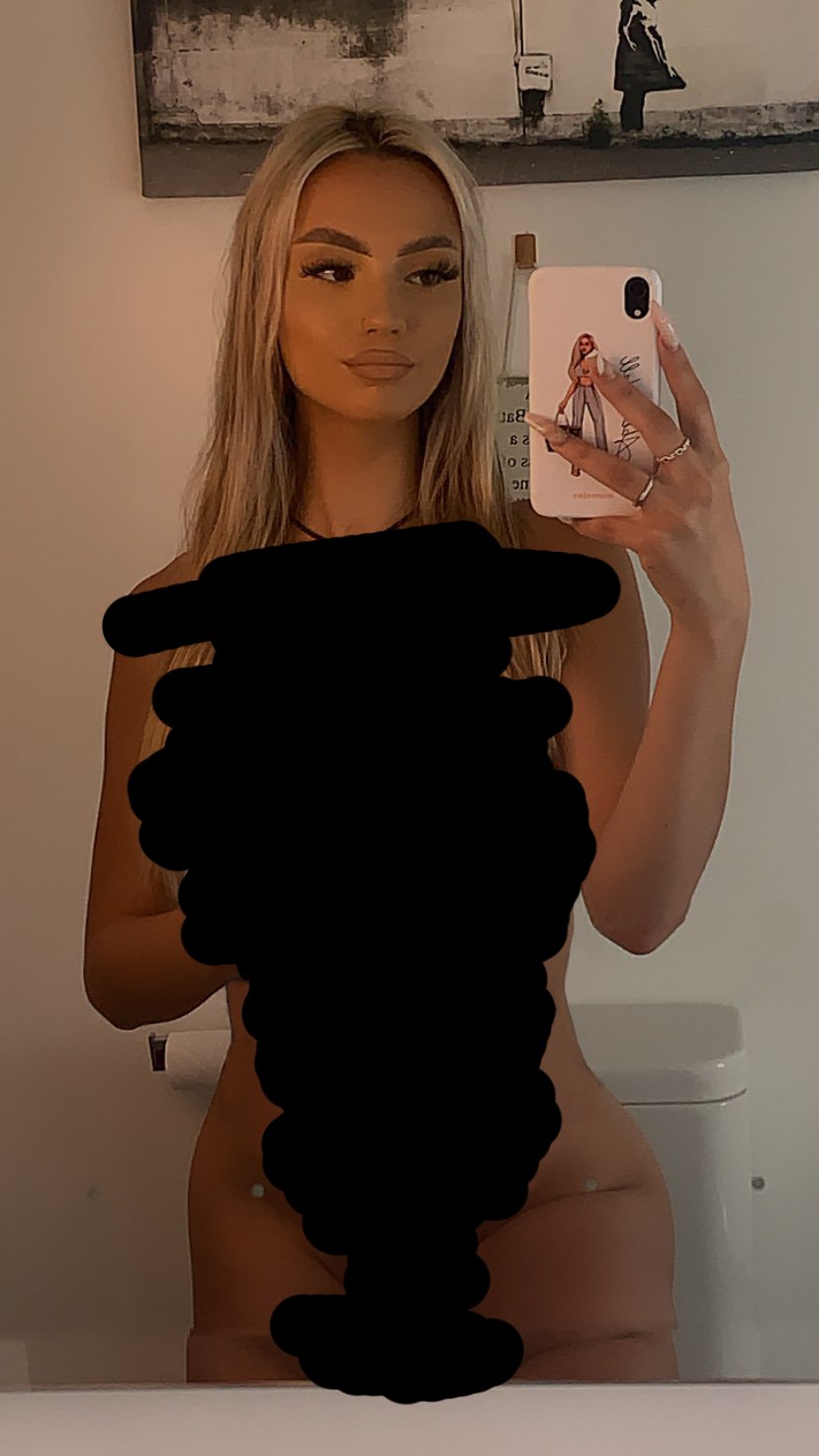 Selling NSFW custom content, fully nude and playing available, message me if interested 😚💘 #sellingcontent #buyingcontnet #nsfw #onlyfans https://t.co/otfqgzJrWj