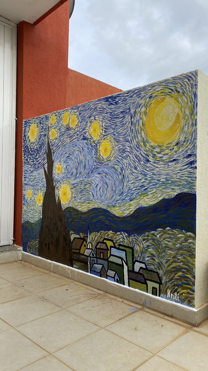 kritxart's tweet image. painted a wall mural in 3 days :”)