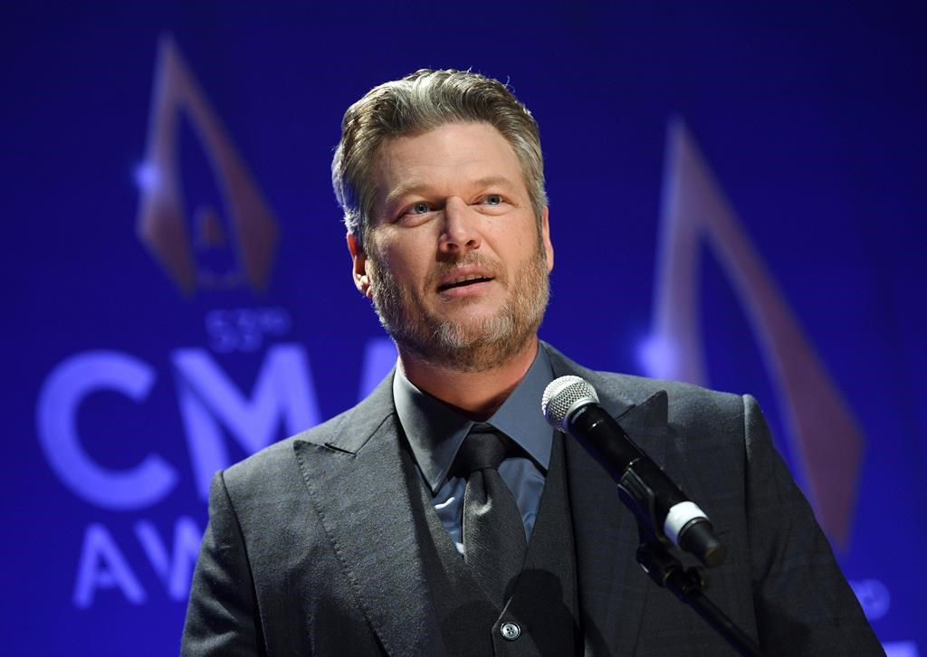 Happy birthday to Blake Shelton, who turns 45 today! 