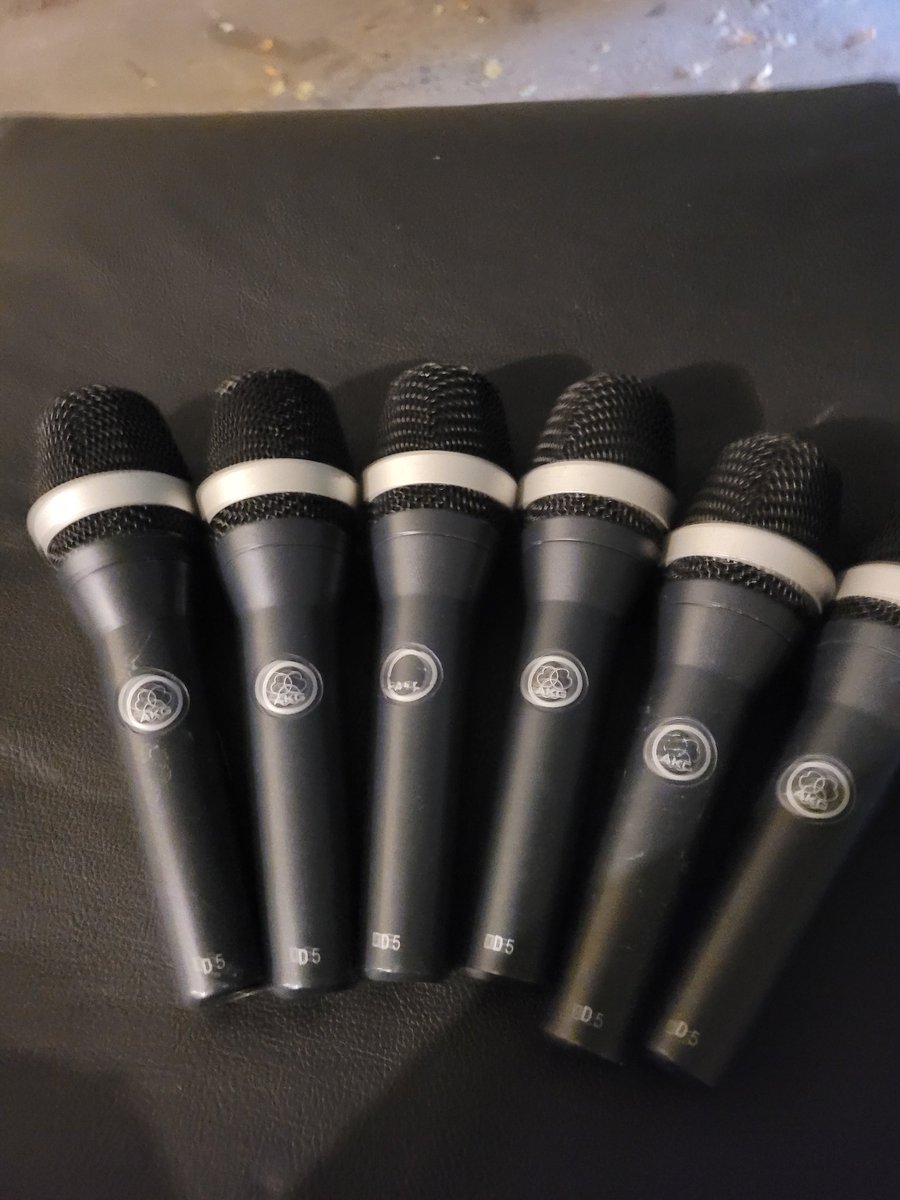 Tonight BITD live in Southfield on the lawn of The Municipal Bldg on Evergreen 7PM Bring your lawn chairs.