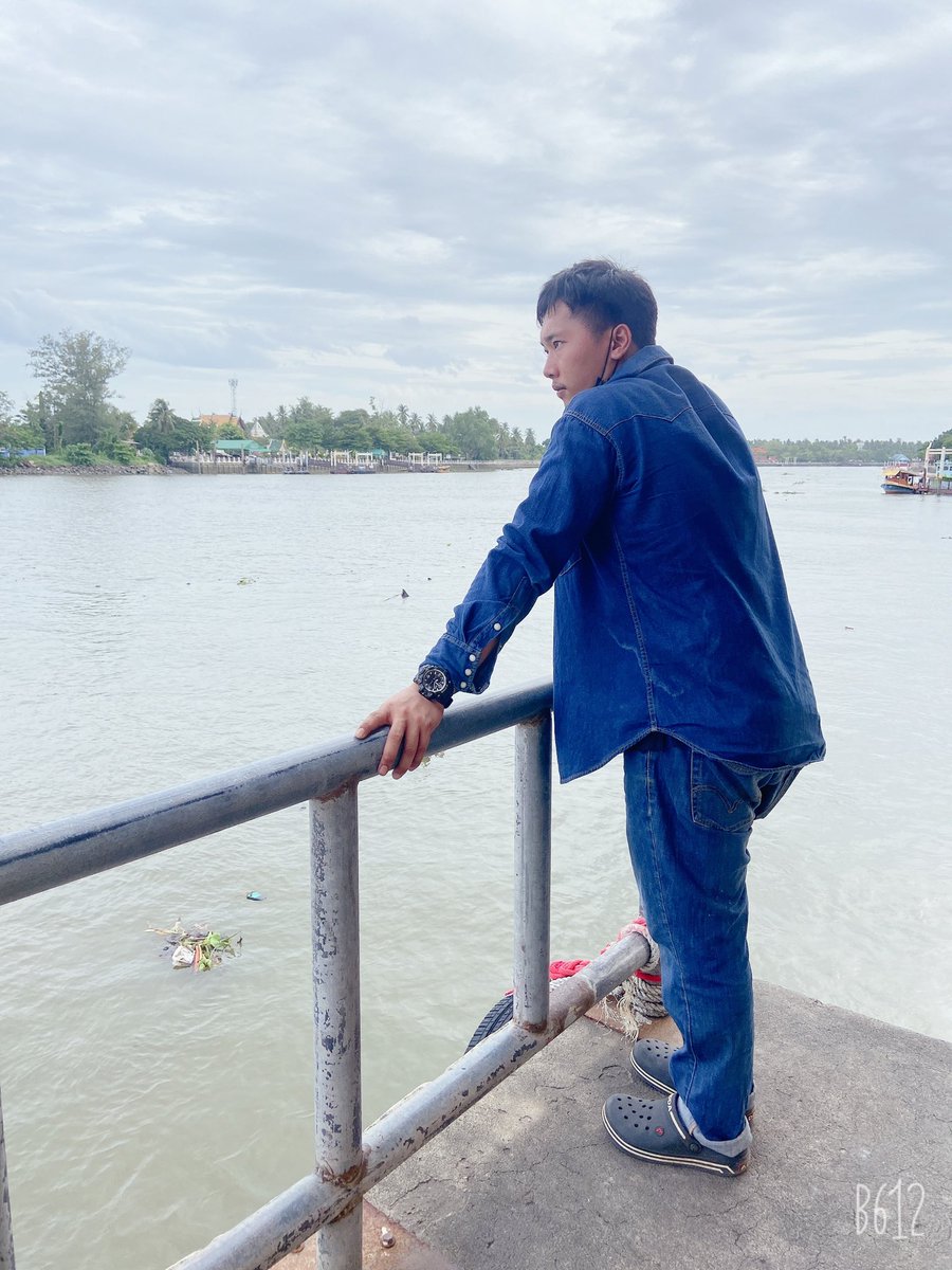 ExcellentMos's tweet image. รูปไม่หล่อมีสิทธ์มัยครับ #โสด #หาคนคุย #ราชบุรี #หาแฟน