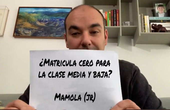 Perroacuadros's tweet photo. Cacería de cretinos e imbéciles. https://t.co/jRNf6ecFYY