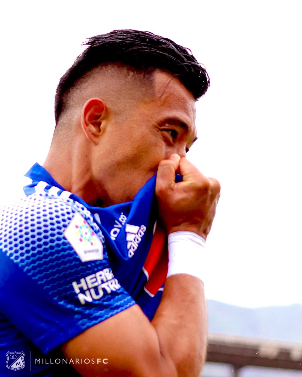 FUribe20's tweet photo. Siento un orgullo enorme al pertenecer a una institución maravillosa y ganadora, con todo el deseo de cumplir mi sueño y escribir otra página dorada más en su historia. 
@MillosFCoficial 
#Felices75AñosEmbajador https://t.co/xvHF7tYQAa