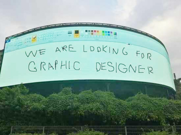 egan_sign's tweet image. Great ad and nice use of your #ElectronicMessageCenter! 🤣😂🤣😂#funnysignfriday #EMC #digital