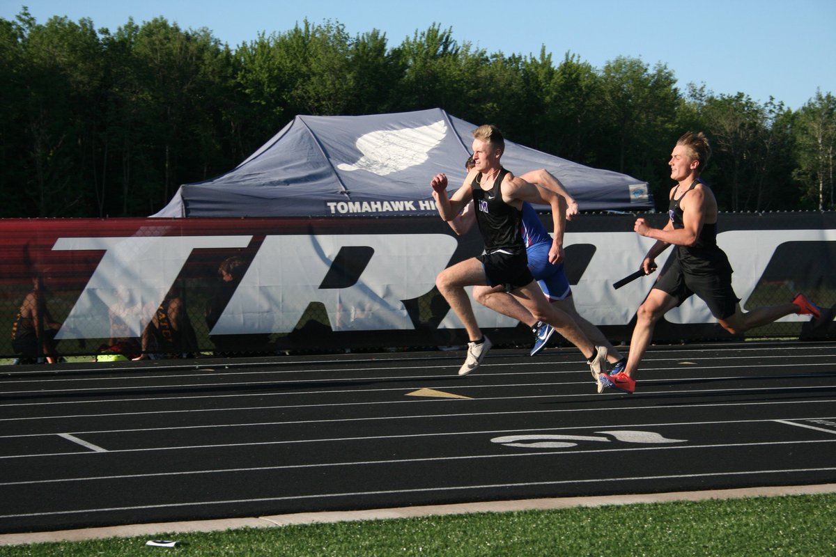 Coach Martens (@coachmar10s) on Twitter photo 🧮Sum of 100m dash PR's is 46.24.
🔥Last night they threw down a sectional champion time 43.79.
2.45 sec difference
Making a push for a memorable day at state next week!
Wouldn't be where we are at without the knowledge gained from <a href="/TFConsortium/">Holler-Korfist TFC</a>
#upsweeps #feedthecats 🧮Sum of 100m dash PR's is 46.24.
🔥Last night they threw down a sectional champion time 43.79.
2.45 sec difference
Making a push for a memorable day at state next week!
Wouldn't be where we are at without the knowledge gained from <a href="/TFConsortium/">Holler-Korfist TFC</a>
#upsweeps #feedthecats